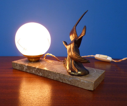 Fine vintage art deco - art, desk